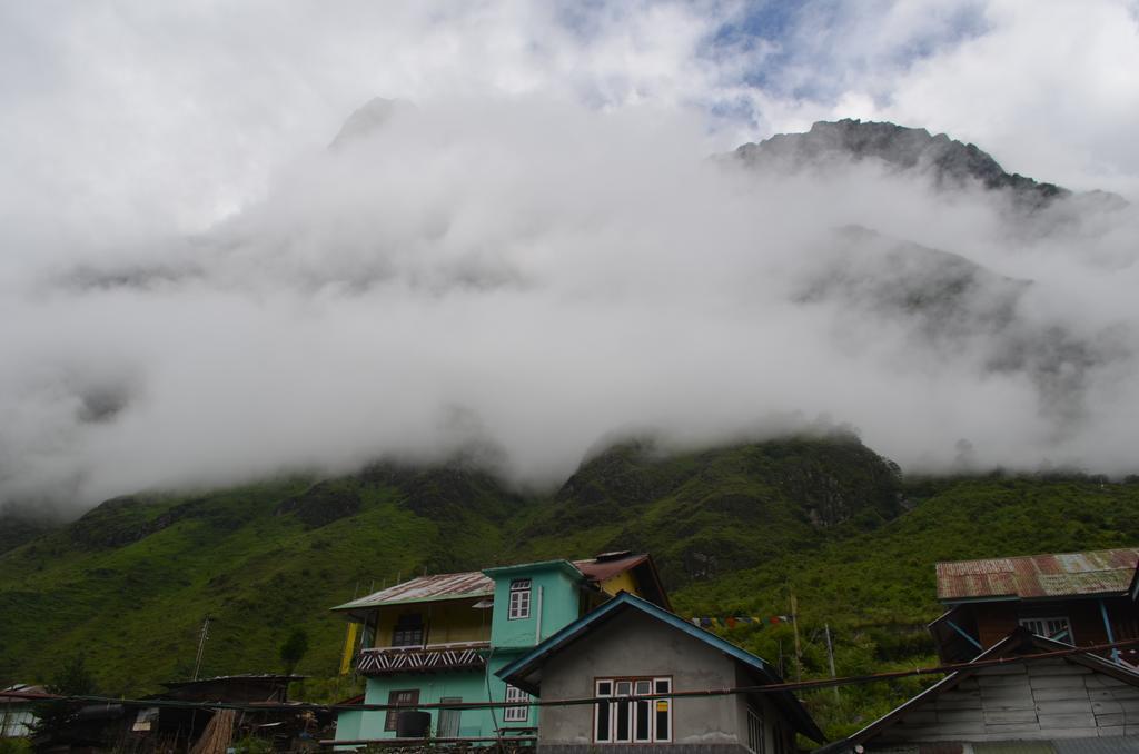 Delight Royal Lachung Room photo
