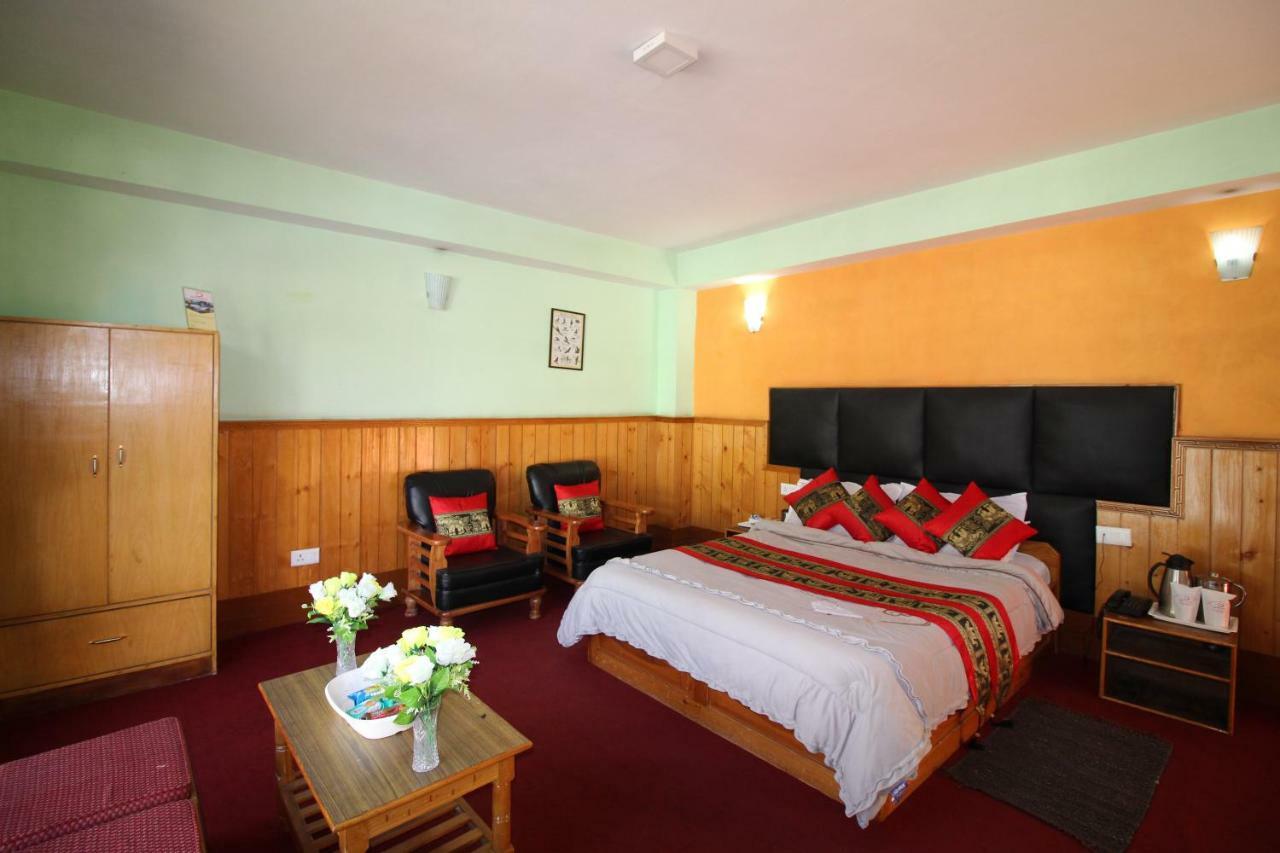 Delight Royal Lachung Exterior photo