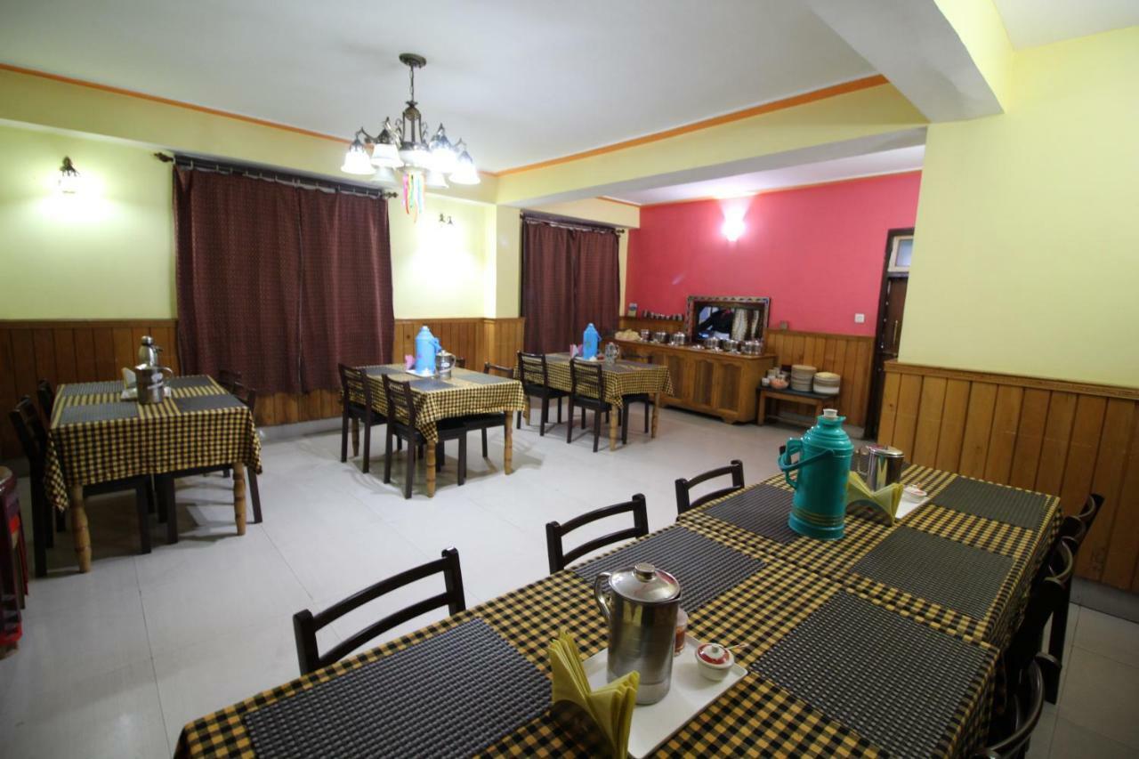 Delight Royal Lachung Exterior photo