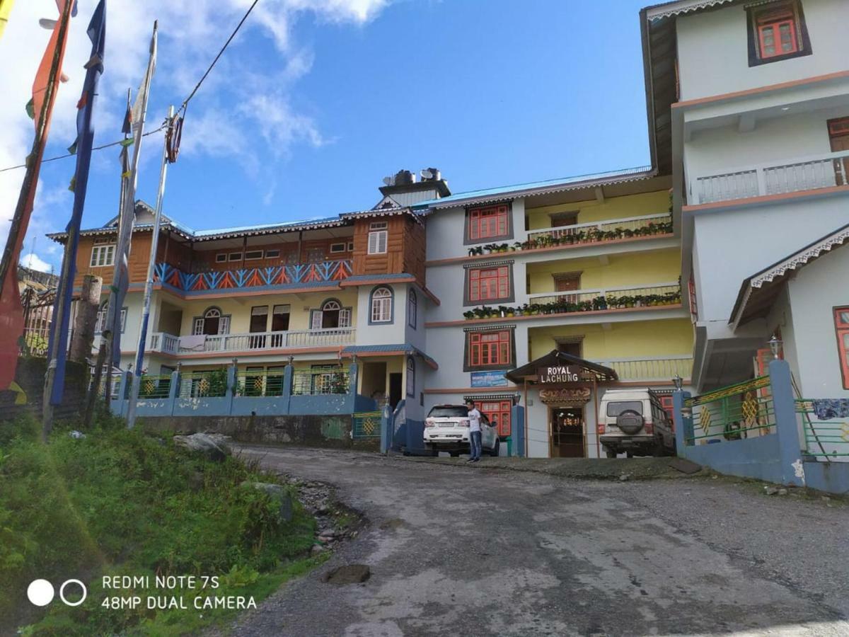 Delight Royal Lachung Exterior photo
